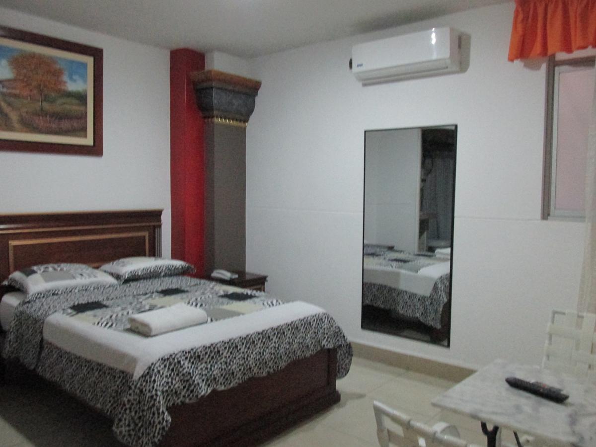 Rizzo Plaza Hotel Tumbes Zewnętrze zdjęcie
